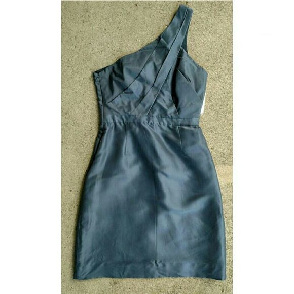 New J.Crew One Shoulder dress. Size 4 - Picture 1 of 2